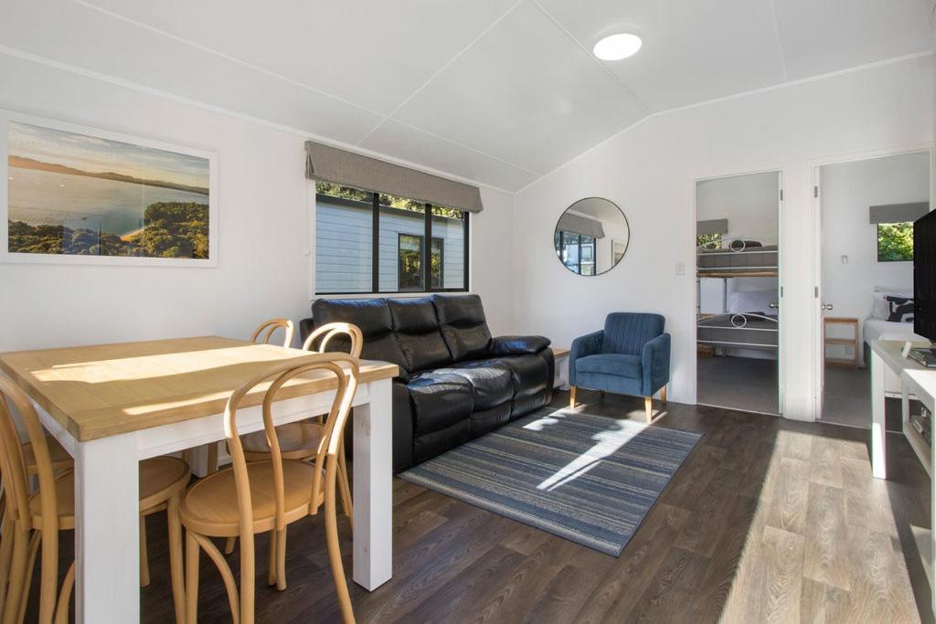 Bowentown Beach Holiday Park Waihi Exterior photo
